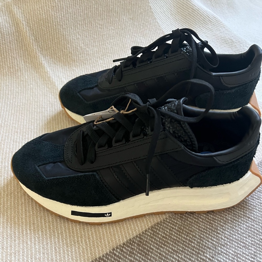 Adidas Retropy E5 originals. Size 6.5.. Black